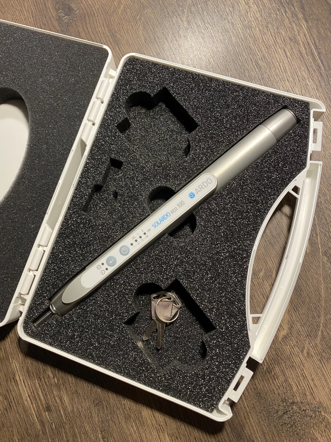 Stilvoller Stift von Hebamme